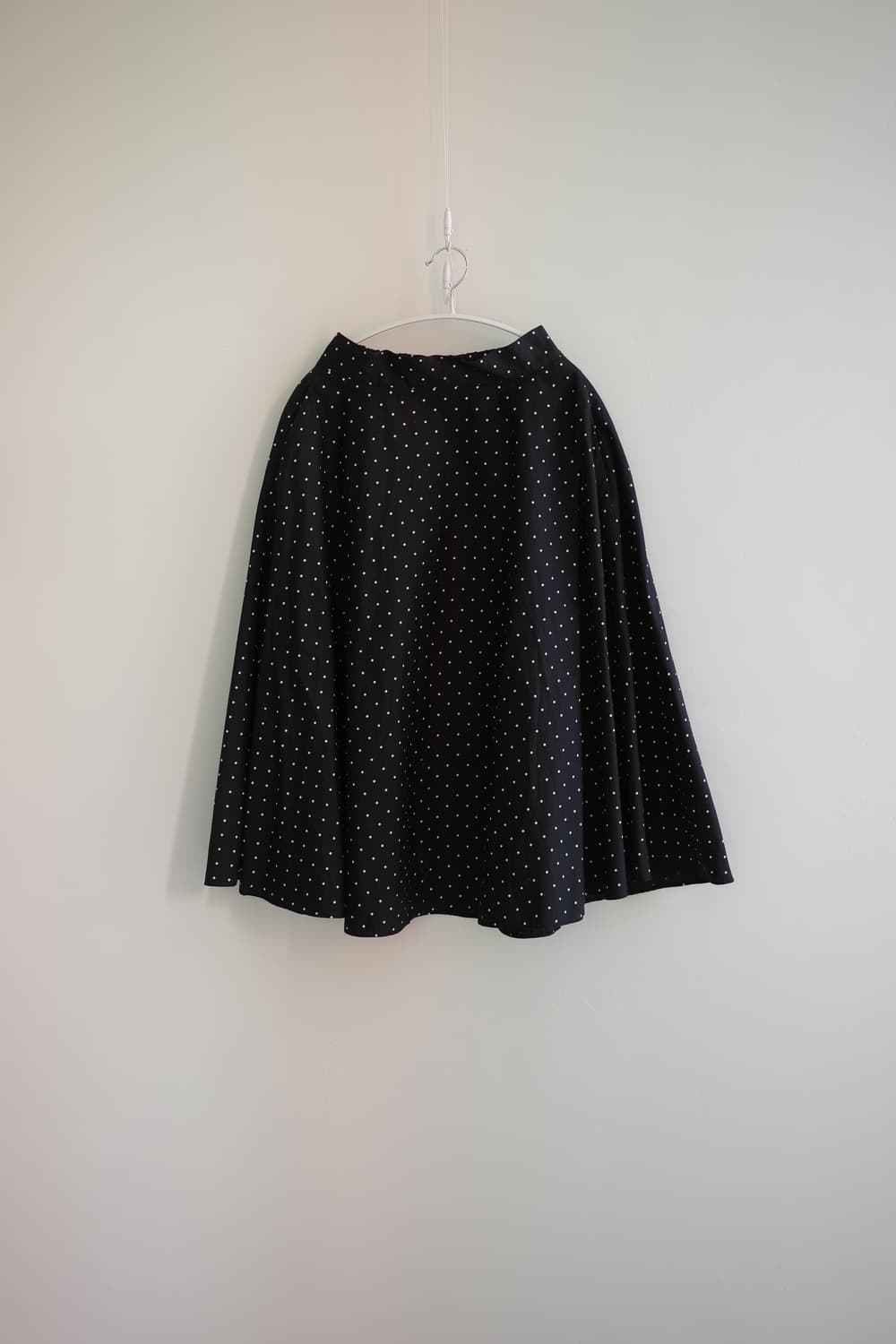 unique 
• 블랙 플리츠 도트 스커트 상품이미지2
