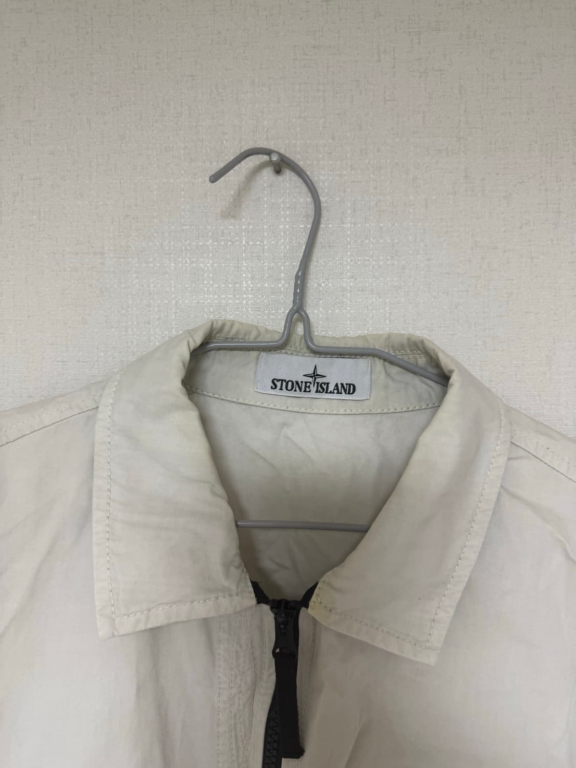 스톤 아일랜드 101WN 브러쉬드 코튼 캔버스 올드이펙트 오버셔츠 라이트 상품이미지3