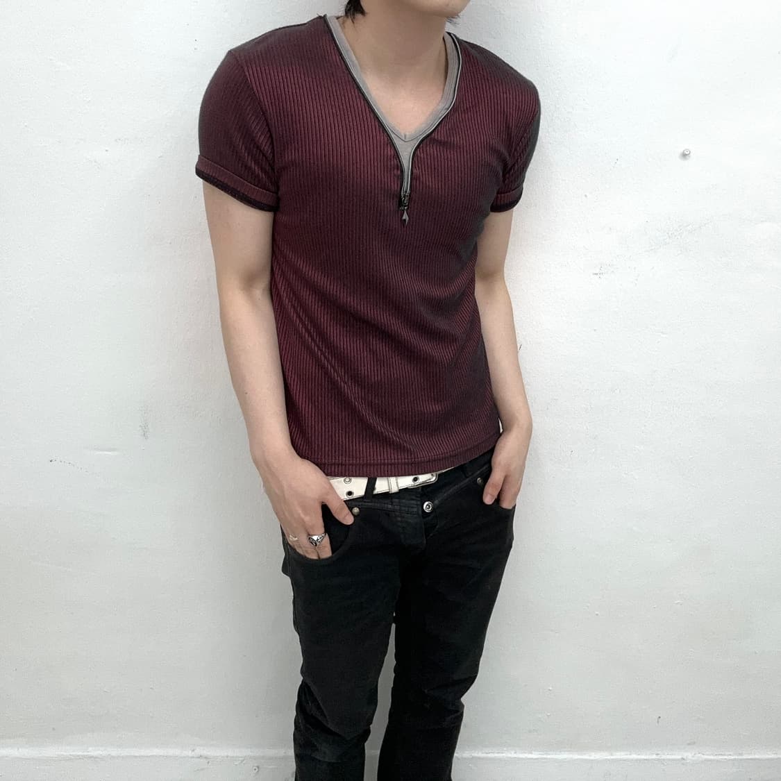 Semantic burgundy zip neck short sleeve 상품이미지2