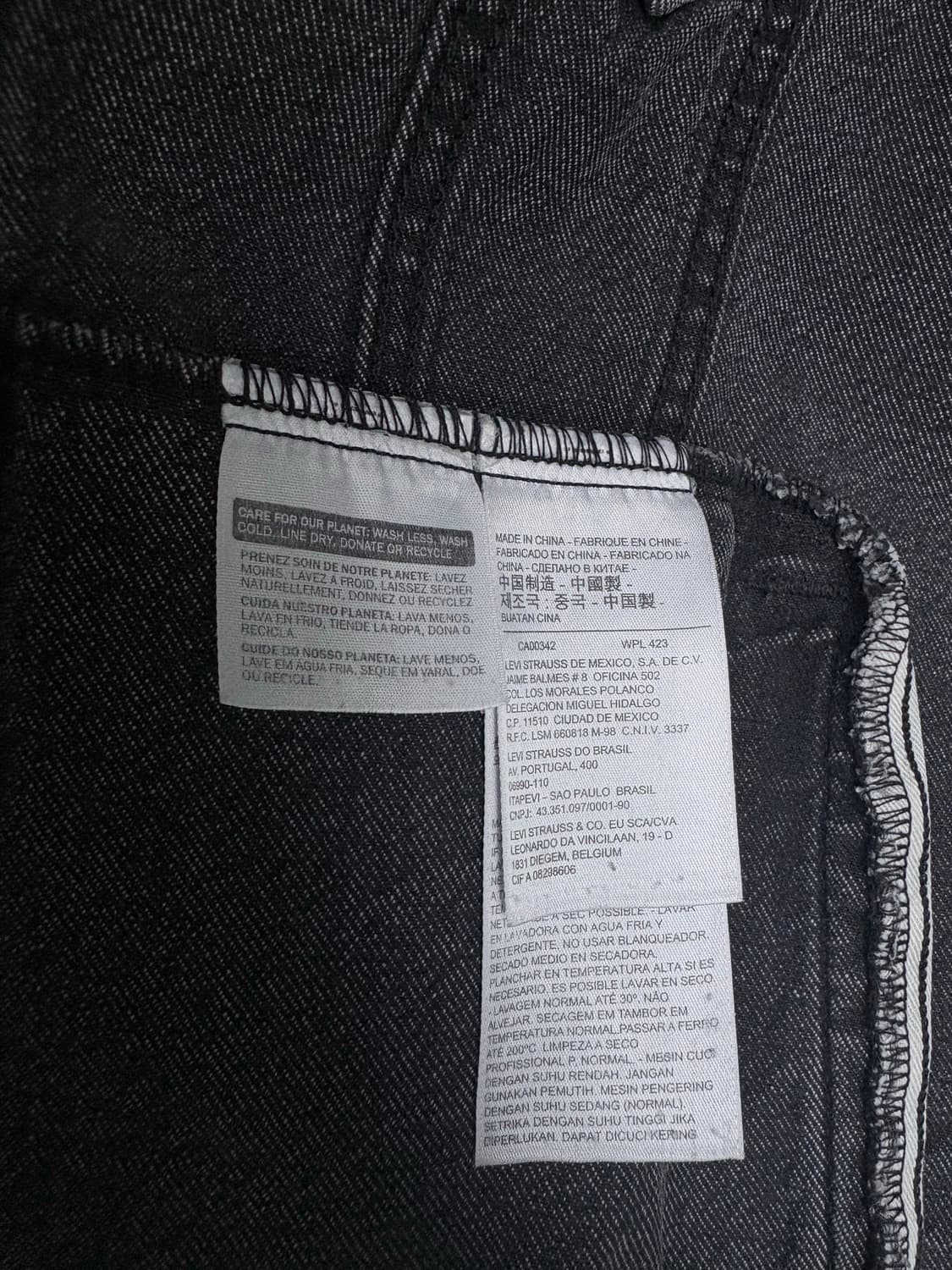 (L) 리바이스 알터드 흑청 데님 트러커 자켓 상품이미지5