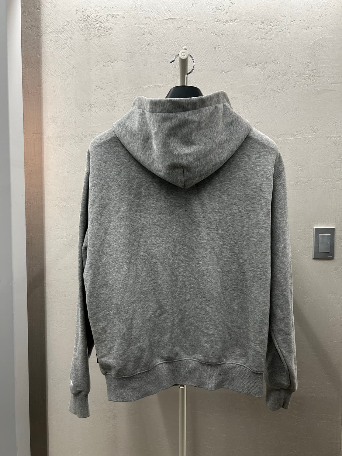 What it isnt 와릿이즈 후드집업 그레이 상품이미지3