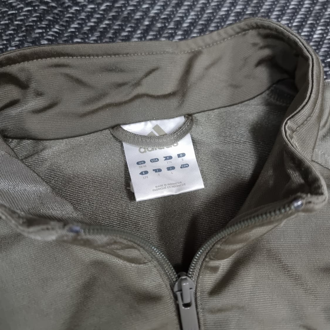 아디다스 카키 져지 상품이미지4