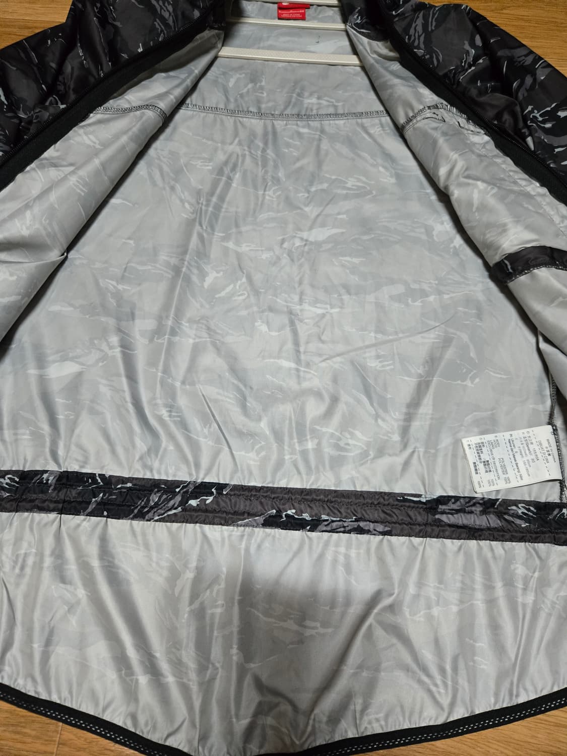 나이키 여성 카모 밀리터리 바람막이 점퍼 상품이미지6