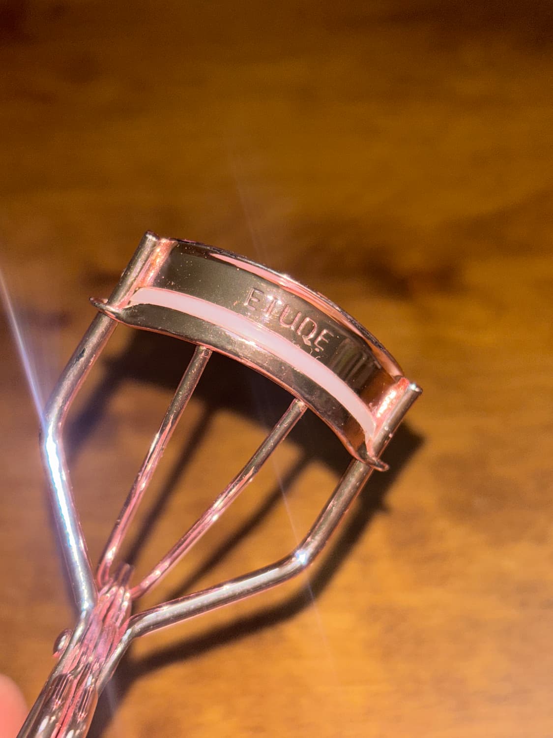 에뛰드 핑크 뷰러 상품이미지4