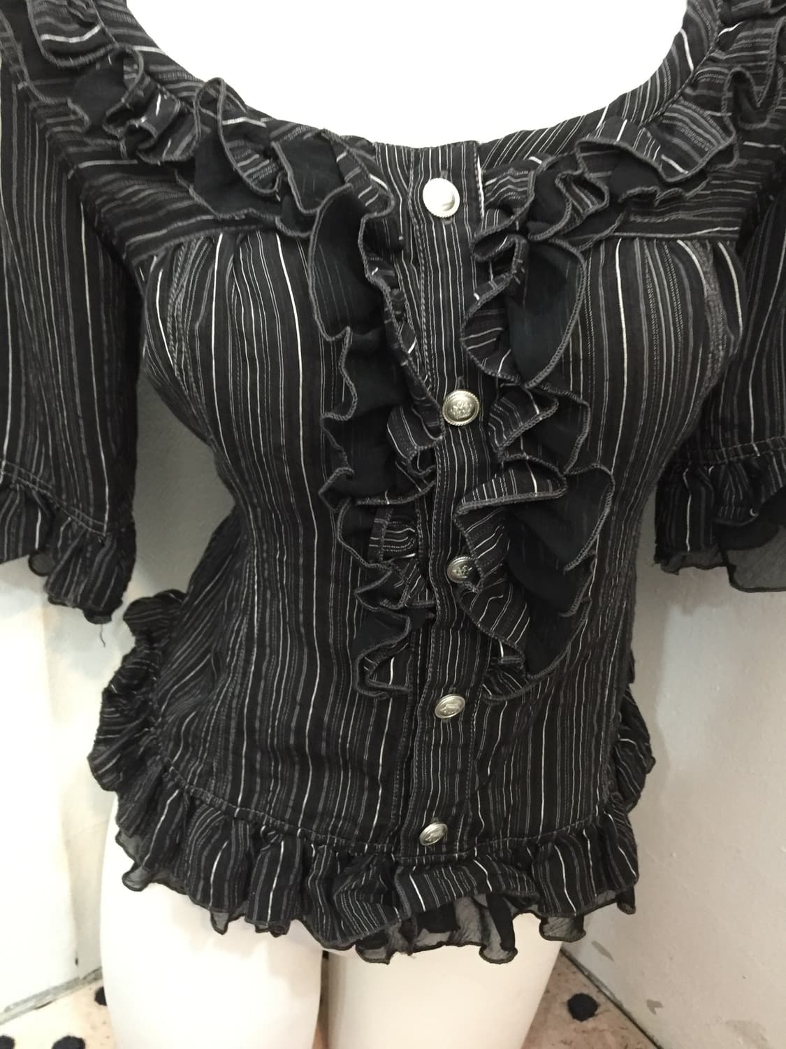 알곤퀸즈 고스 공겜여주 프릴 블라우스 상품이미지3