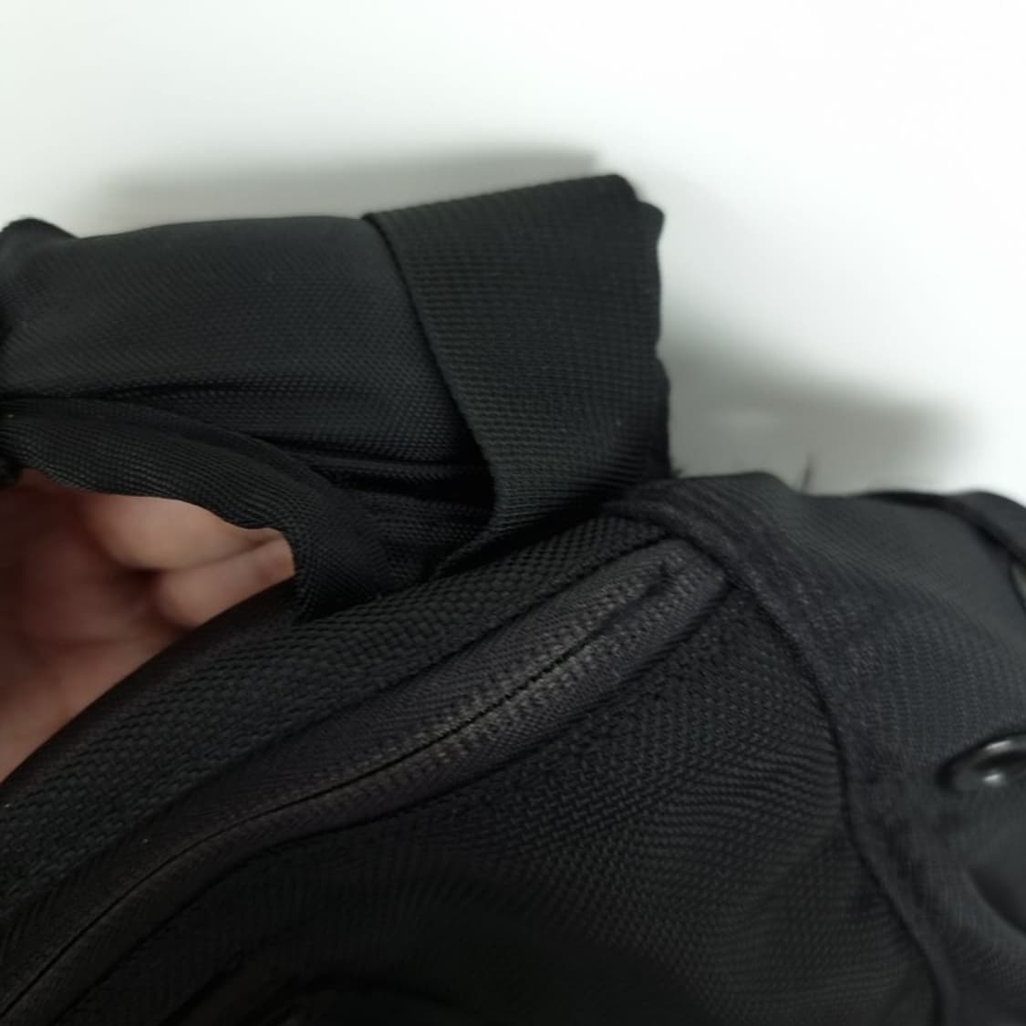 [OAKLEY] 오클리 아이콘 2.0 블랙 고프코어 텍티컬 백팩 P865 상품이미지7