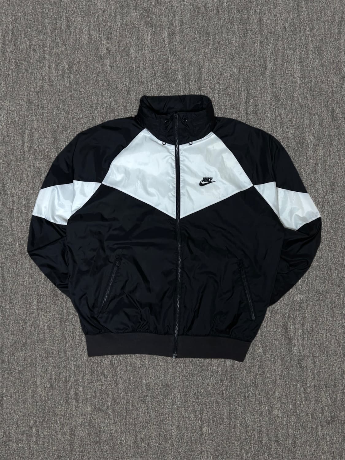 나이키 빅로고 바람막이 자켓 상품이미지1