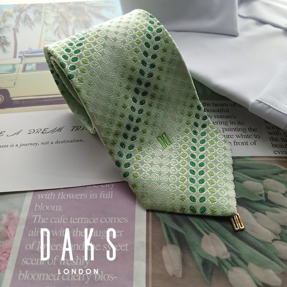 닥스 실크 혼방 민트 패턴 넥타이 8.9cm A+등급 A18655
 상품이미지1