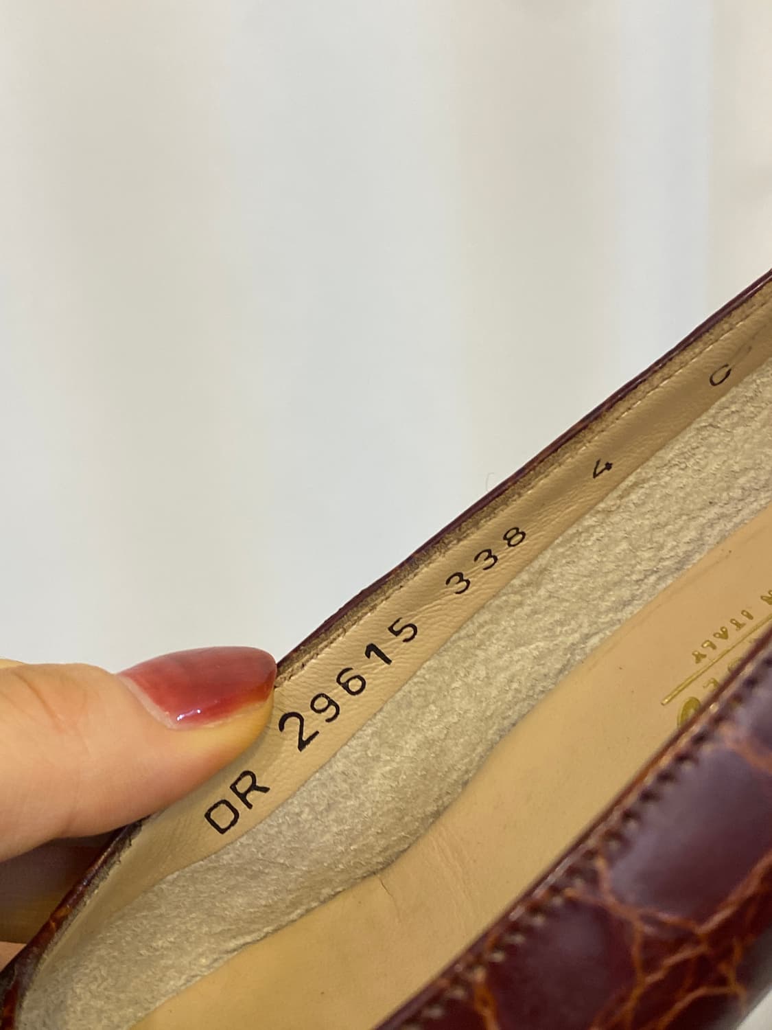 [215] 페라가모 바라 보우 레더 미들 펌프스 4C 상품이미지8