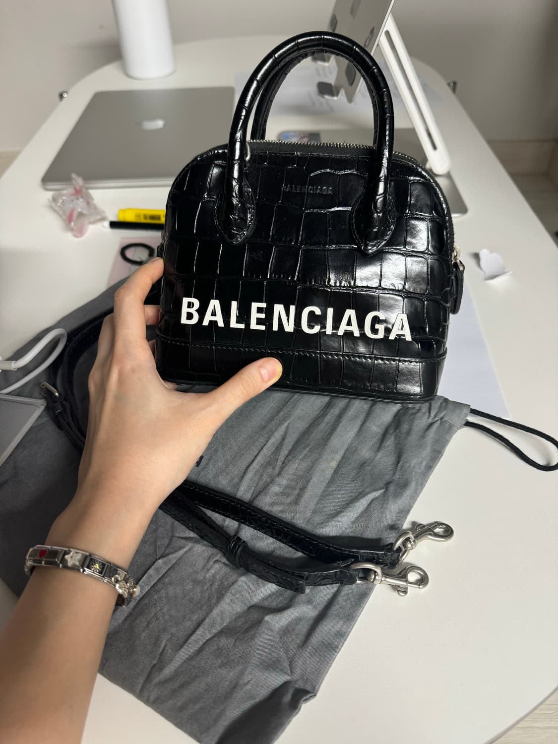 발렌시아가 빌탑 토트백 상품이미지3