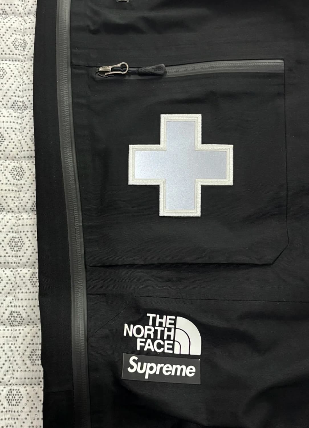 슈프림 x 노스페이스 레스큐 팬츠 블랙 M 상품이미지7