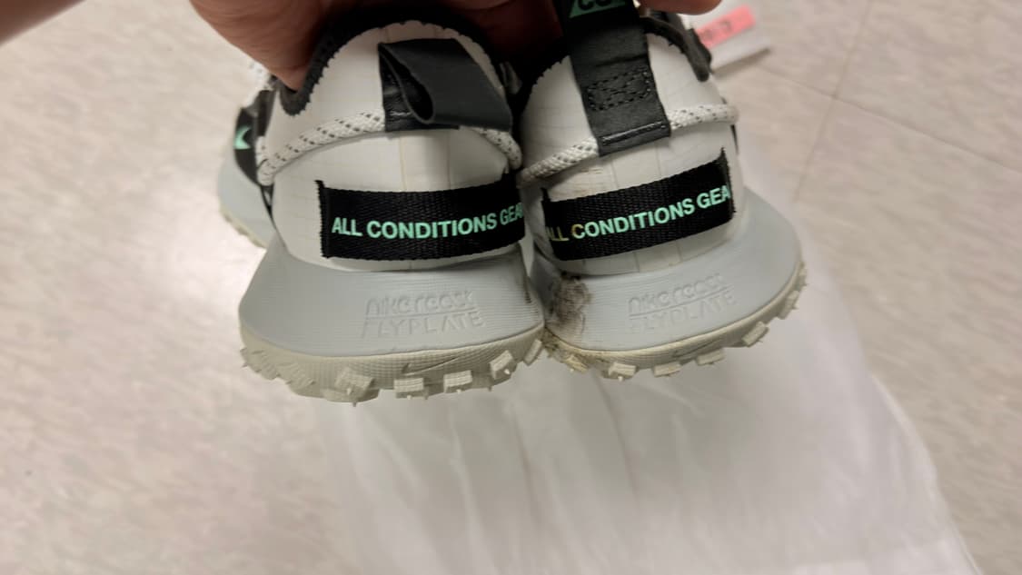 나이키 ACG 마운틴 로우 se 블랙  상품이미지3