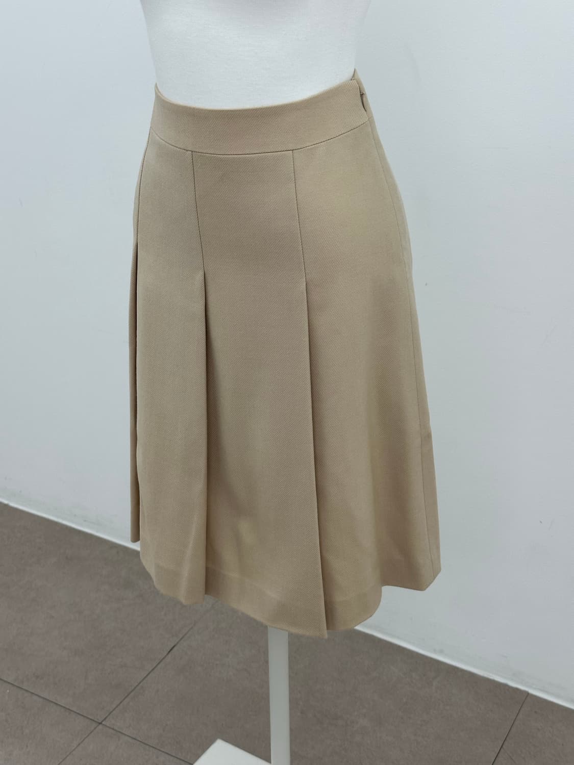 버버리 미디스커트 36 상품이미지3