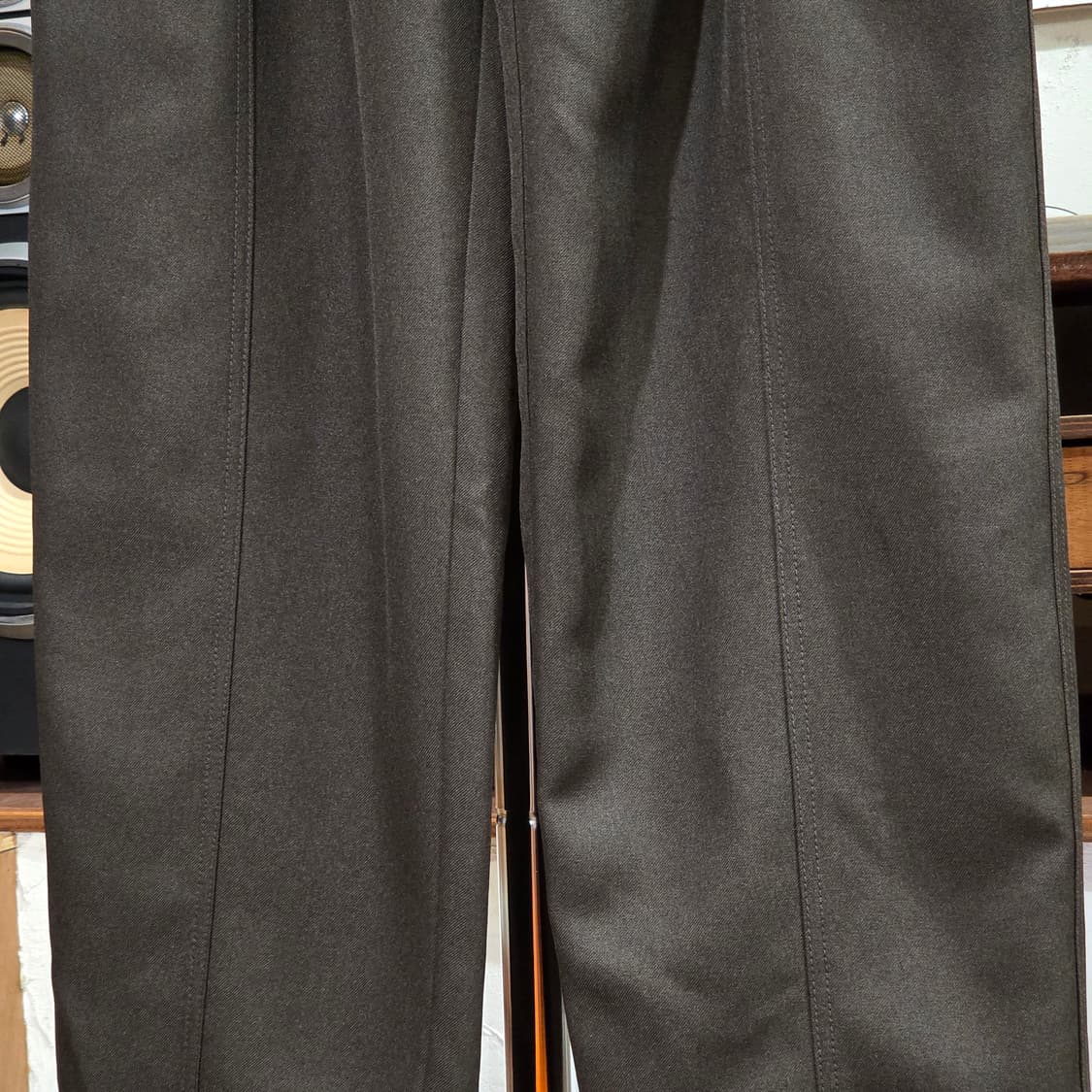 인사일런스 브라운 핀턱 와이드 슬랙스 상품이미지4