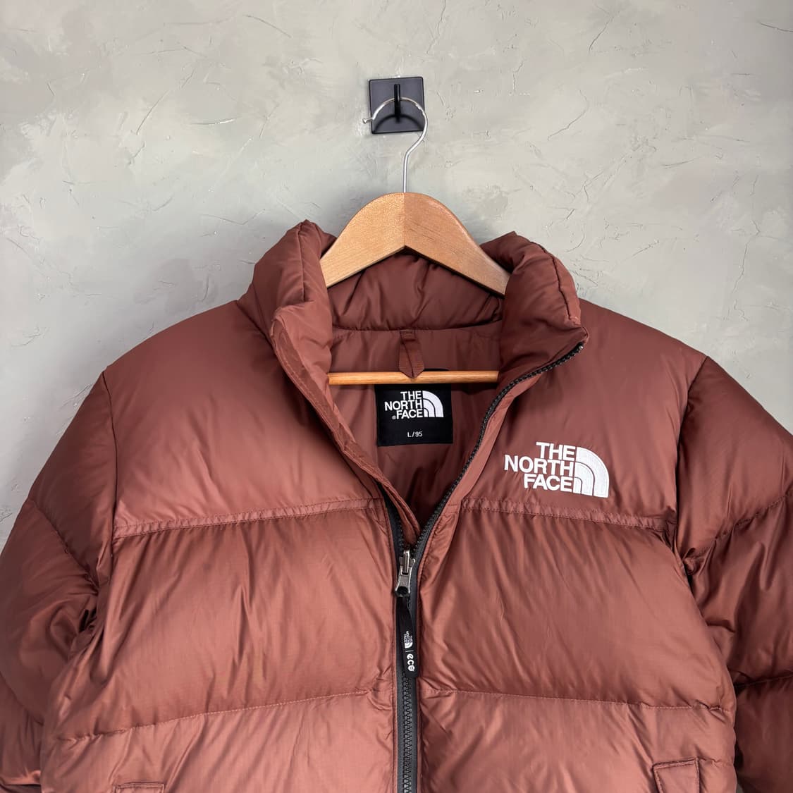노스페이스 1996 에코 눕시 구스다운 패딩 브라운 상품이미지2