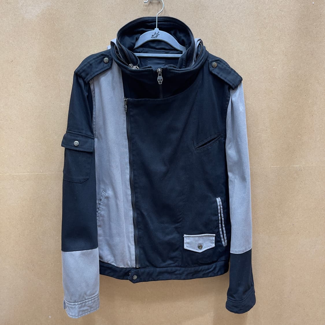 코데즈컴바인 해골 사선 집업자켓 상품이미지1