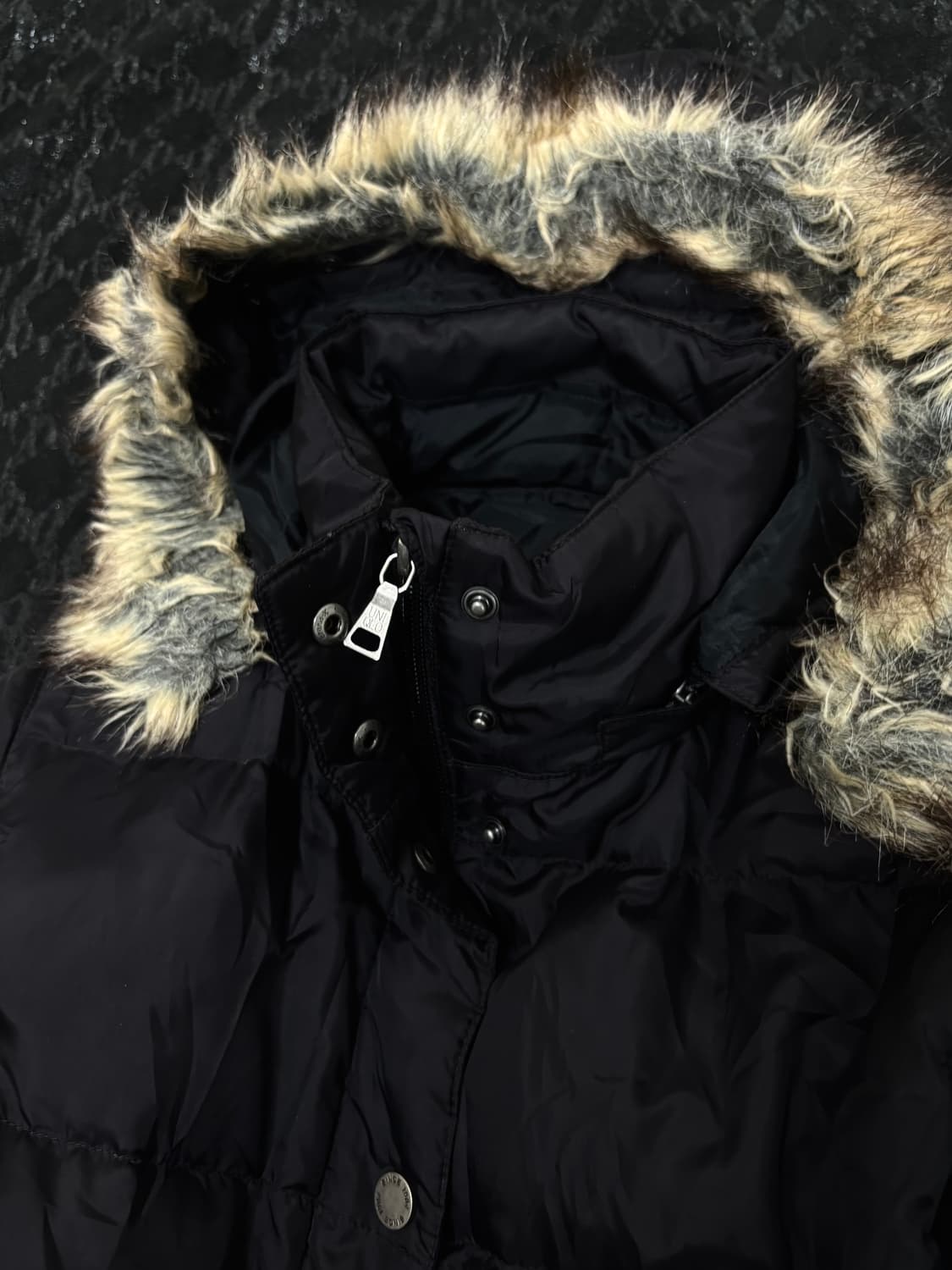 “Vintage” Y2K Mood Black Fur Padding 상품이미지8