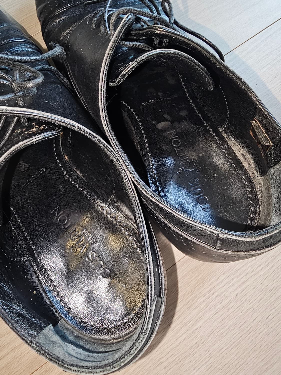 루이비통 블랙 정장 구두 상품이미지6