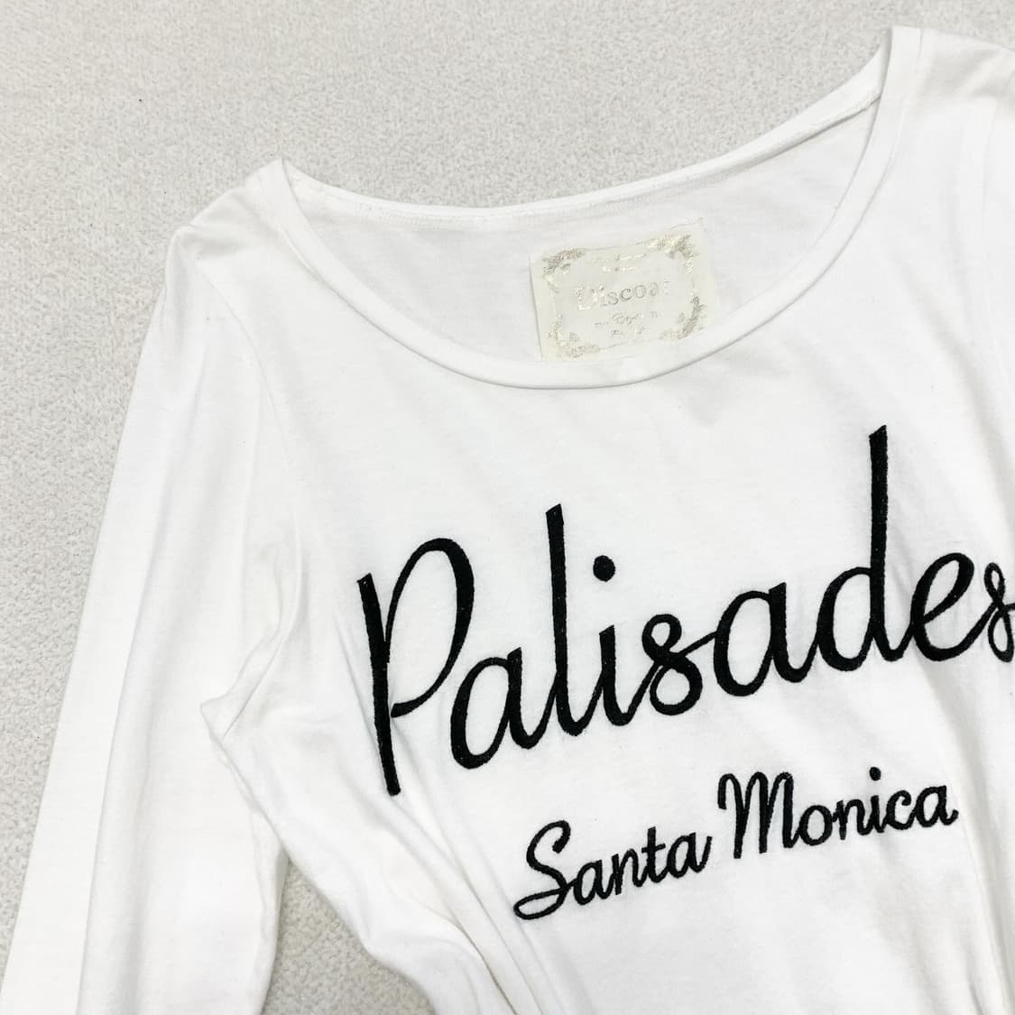 Discoat 레터링자수 롱슬리브 상품이미지2