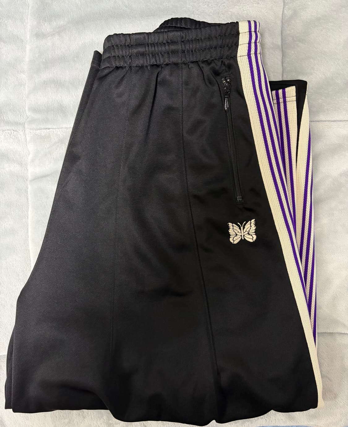 니들스 HD 트랙팬츠 블랙 상품이미지1