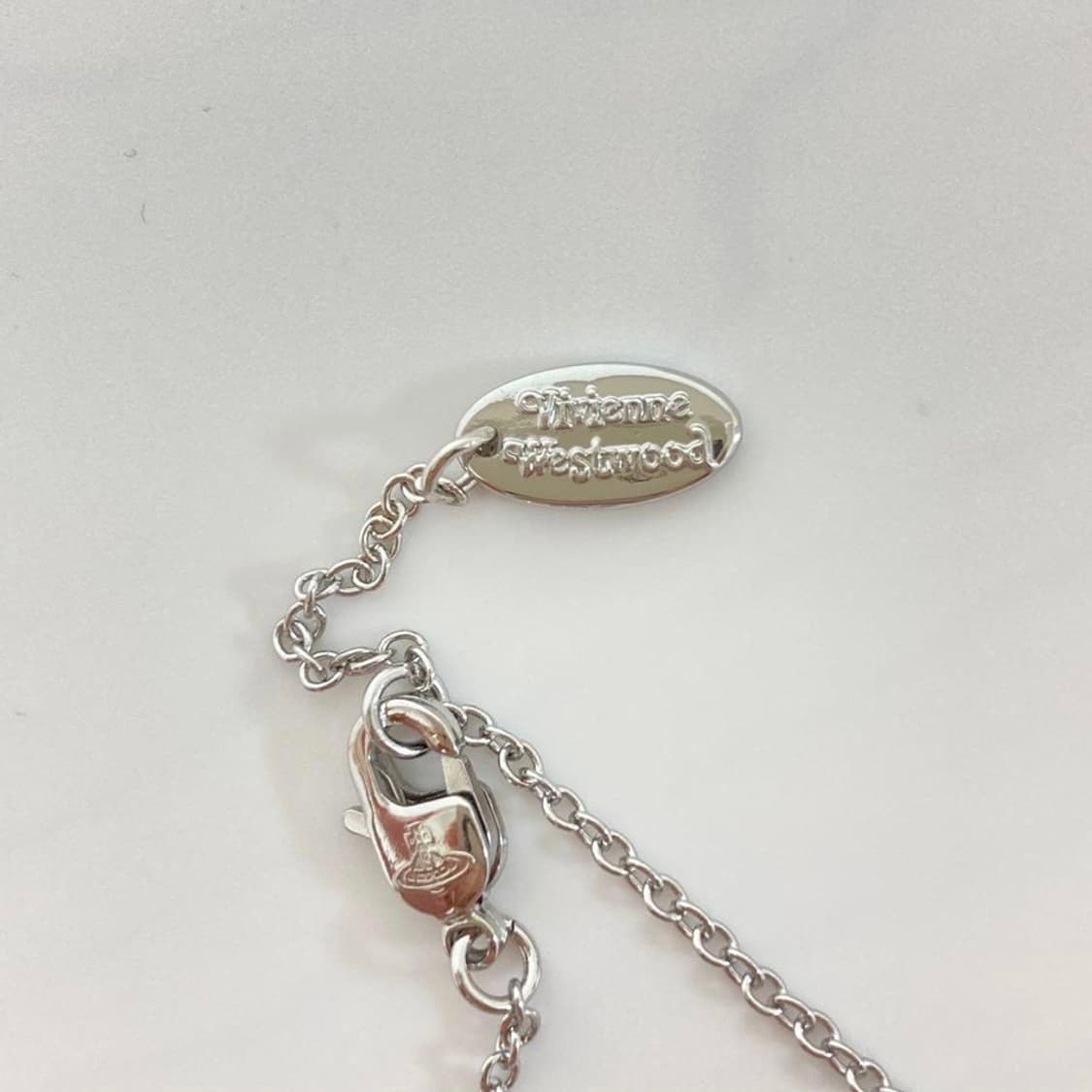 비비안웨스트우드 화이트 크리스탈 3d orb 체인 펜던트 목걸이 상품이미지4