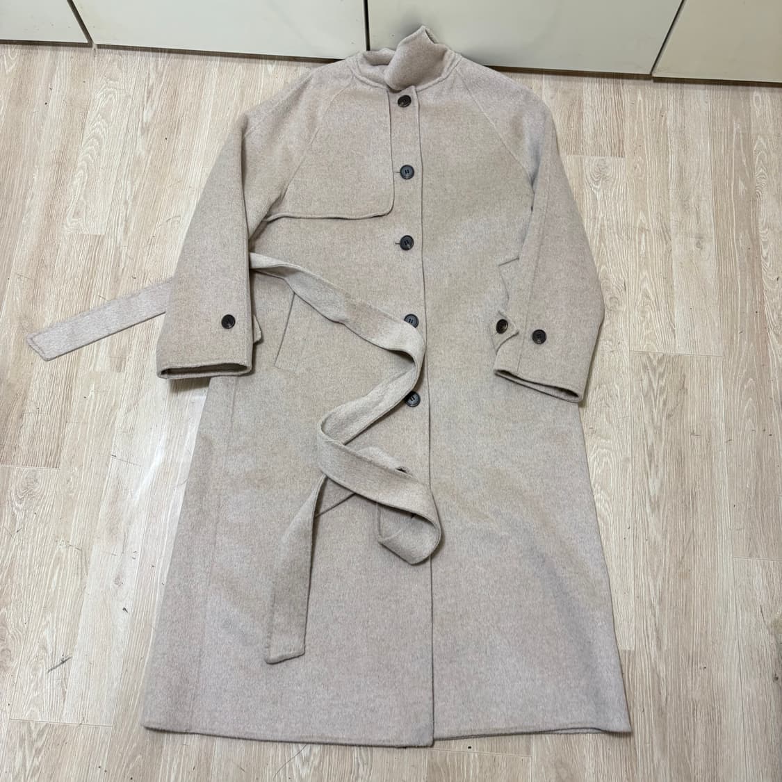 무신사 스탠다드 무탠다드 캐시미어 트렌치코트 S/90  상품이미지1