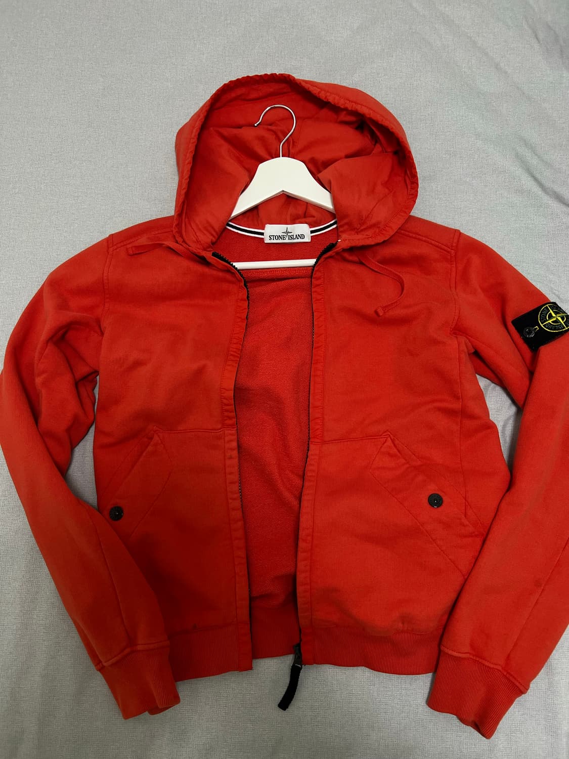 스톤아일랜드 후드집업 상품이미지2