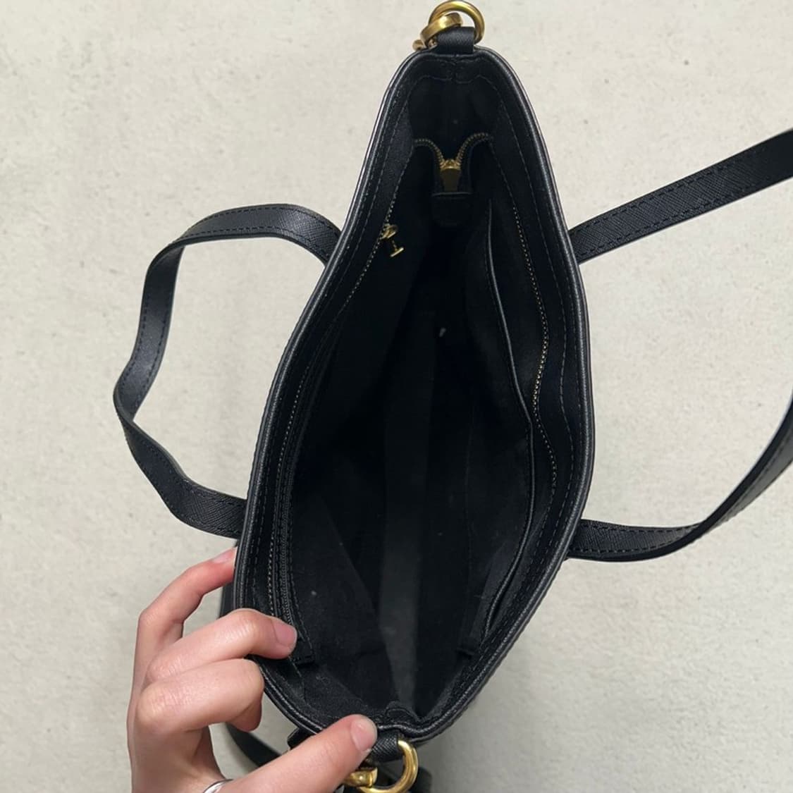 LF 질스튜어트 뉴욕 가죽 토트백 블랙 상품이미지5