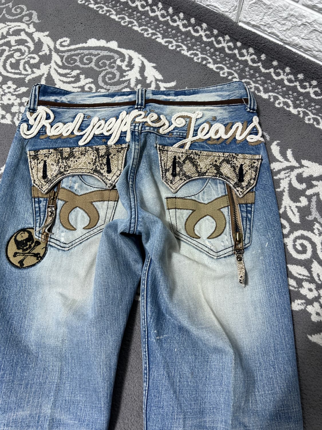 레드 페퍼 스펠 아웃 파이톤 패치 데님 상품이미지5