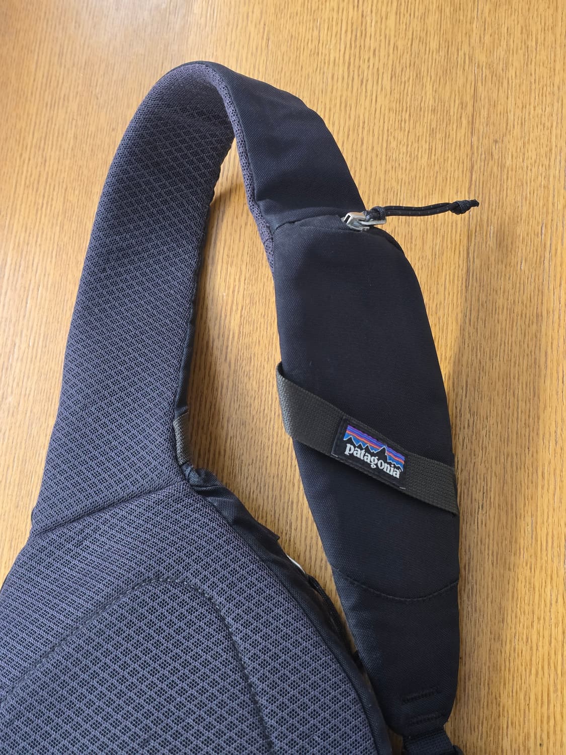 파타고니아 Atom 8L 아톰 슬링백  상품이미지3