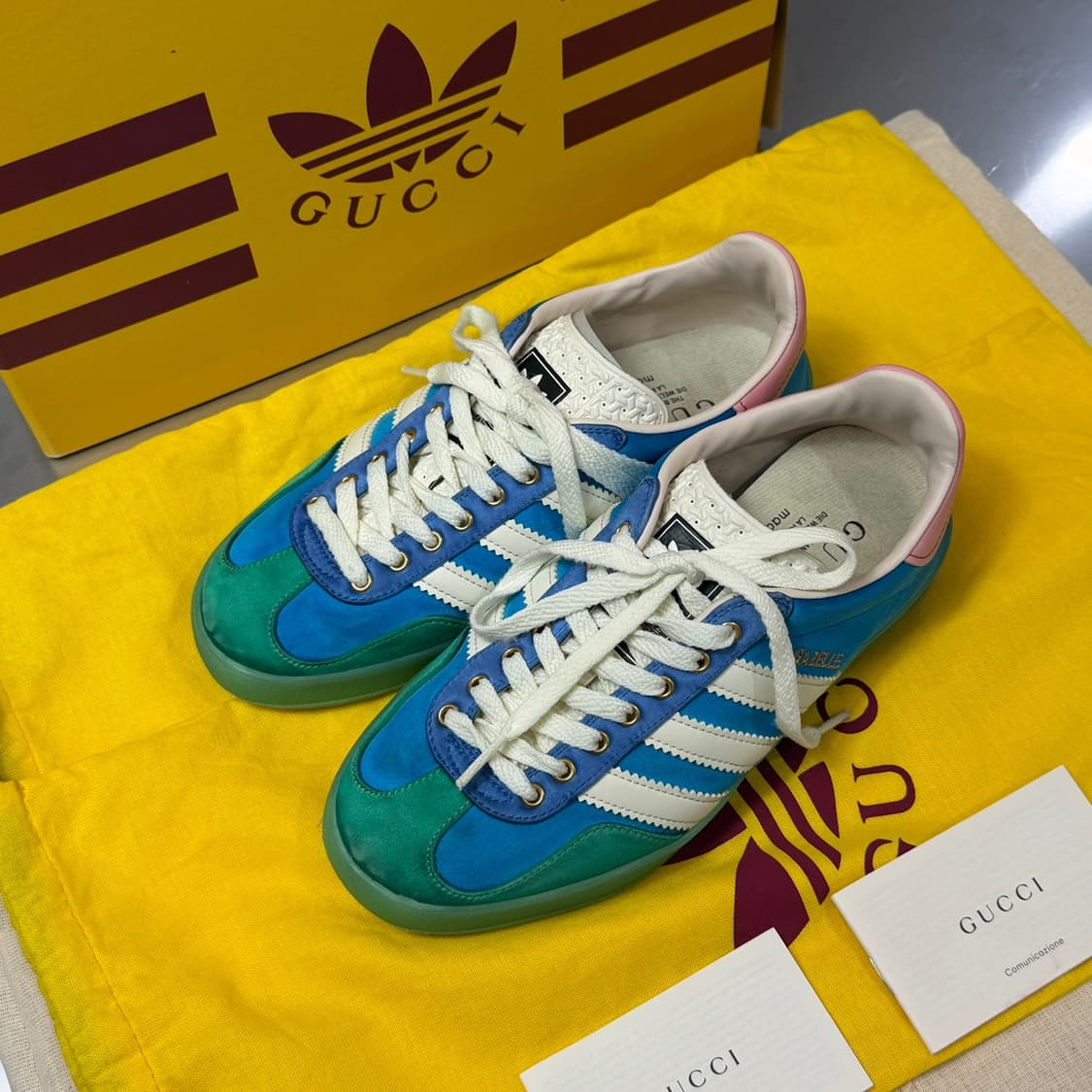 [리오브] 구찌 X 아디다스 가젤 라이트 블루 실크 스니커즈 상품이미지2