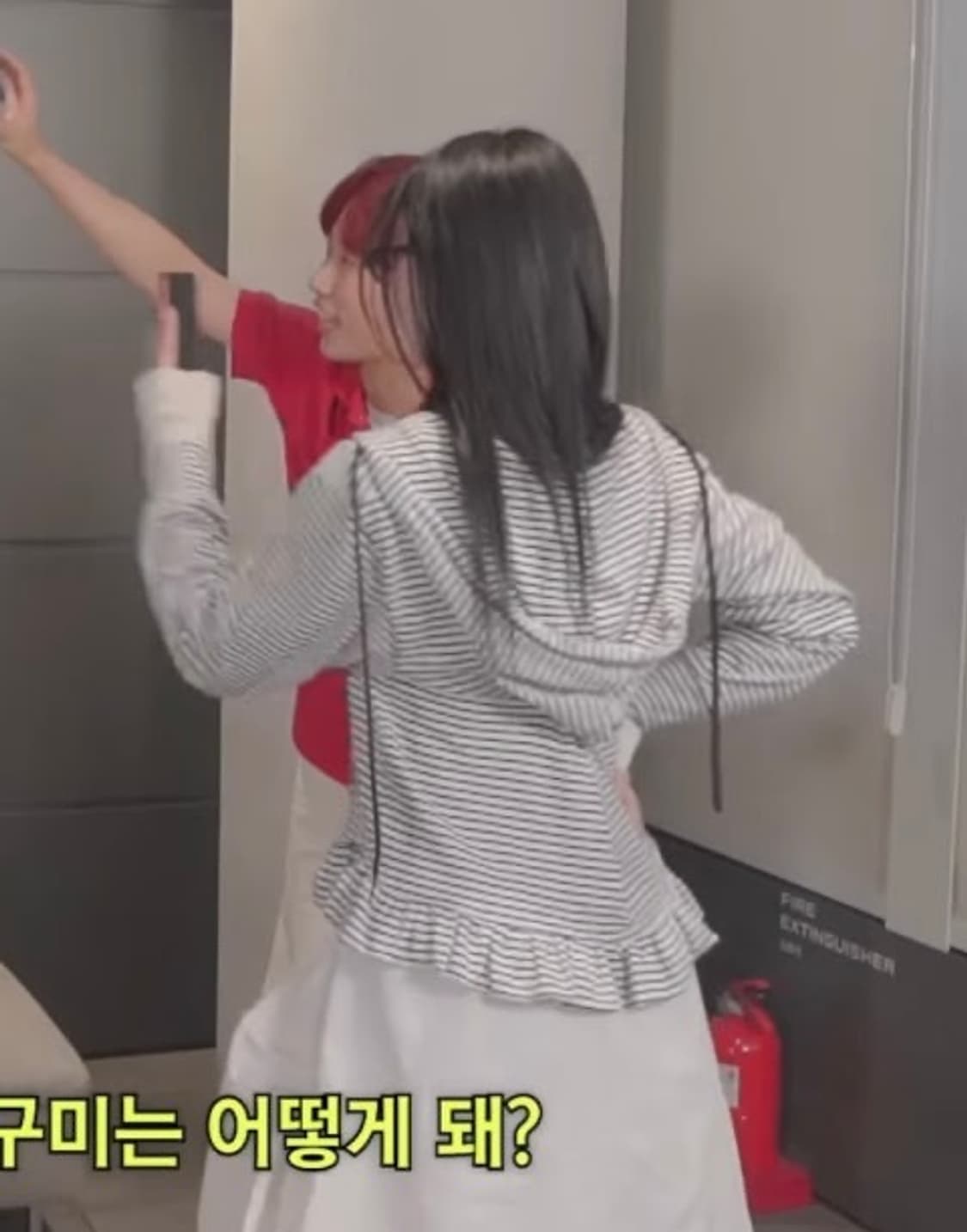 노컨텐츠 프릴 후드집업 원희 착용.. 👼🏻👼🏻 상품이미지2