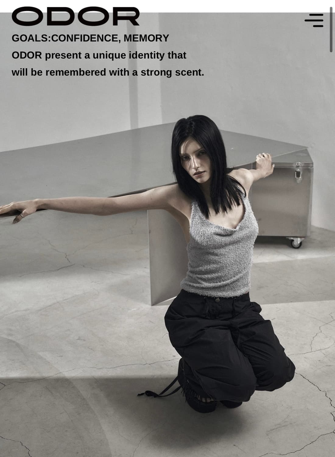 Odor whoosh halter top 홀터나시 블랙 상품이미지1