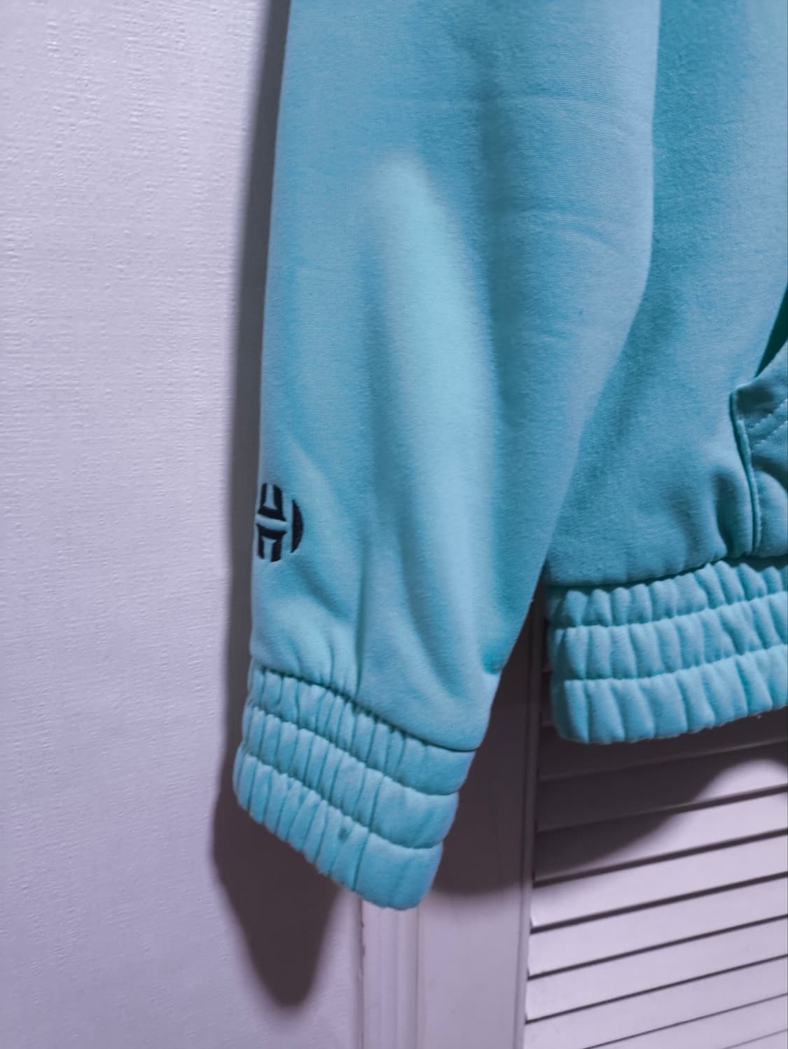 L 아디다스 바스켓볼 프린팅 후드티셔츠 상품이미지3