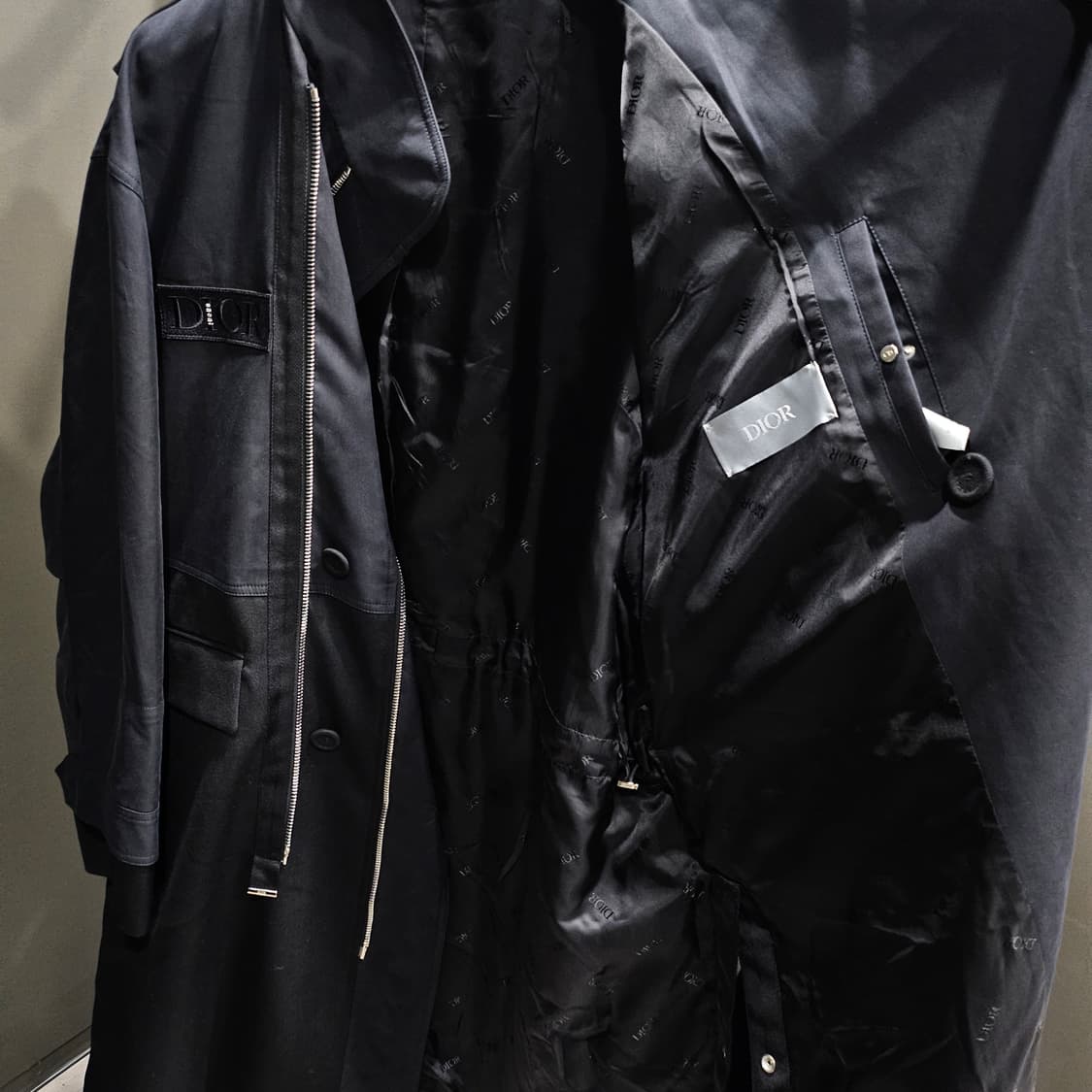 디올 X 사카이 패널도킹 레이어드 한정 코트 상품이미지6