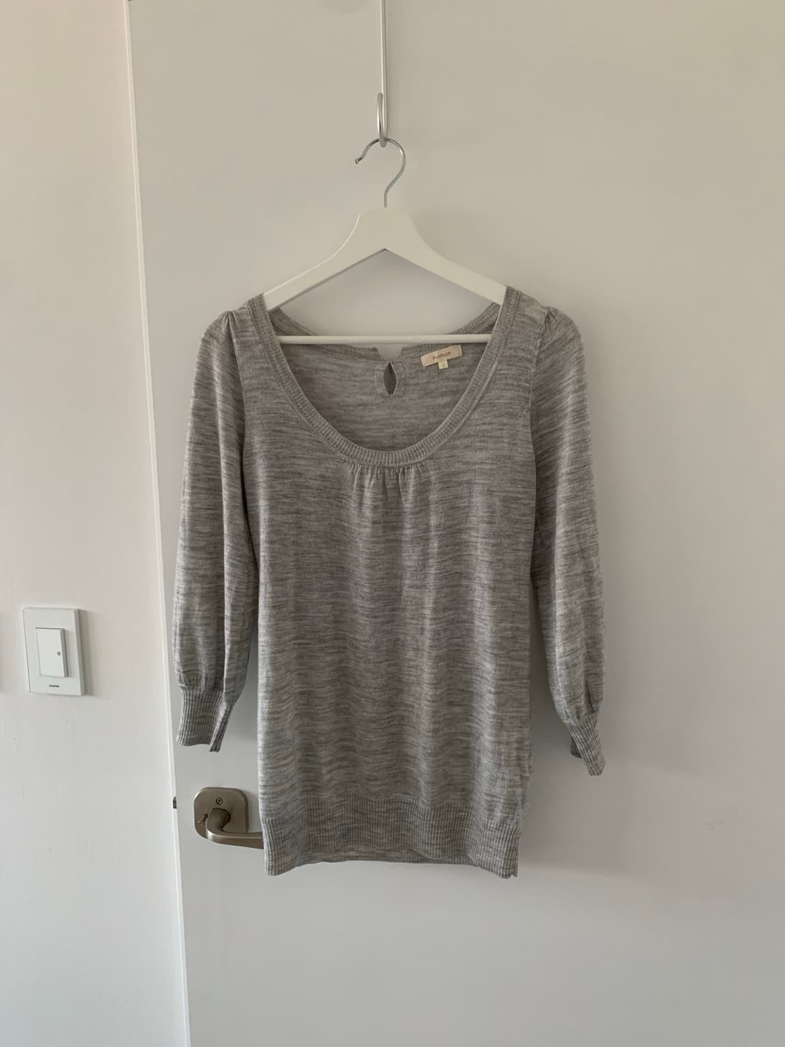 그레이 이너 니트 상품이미지1