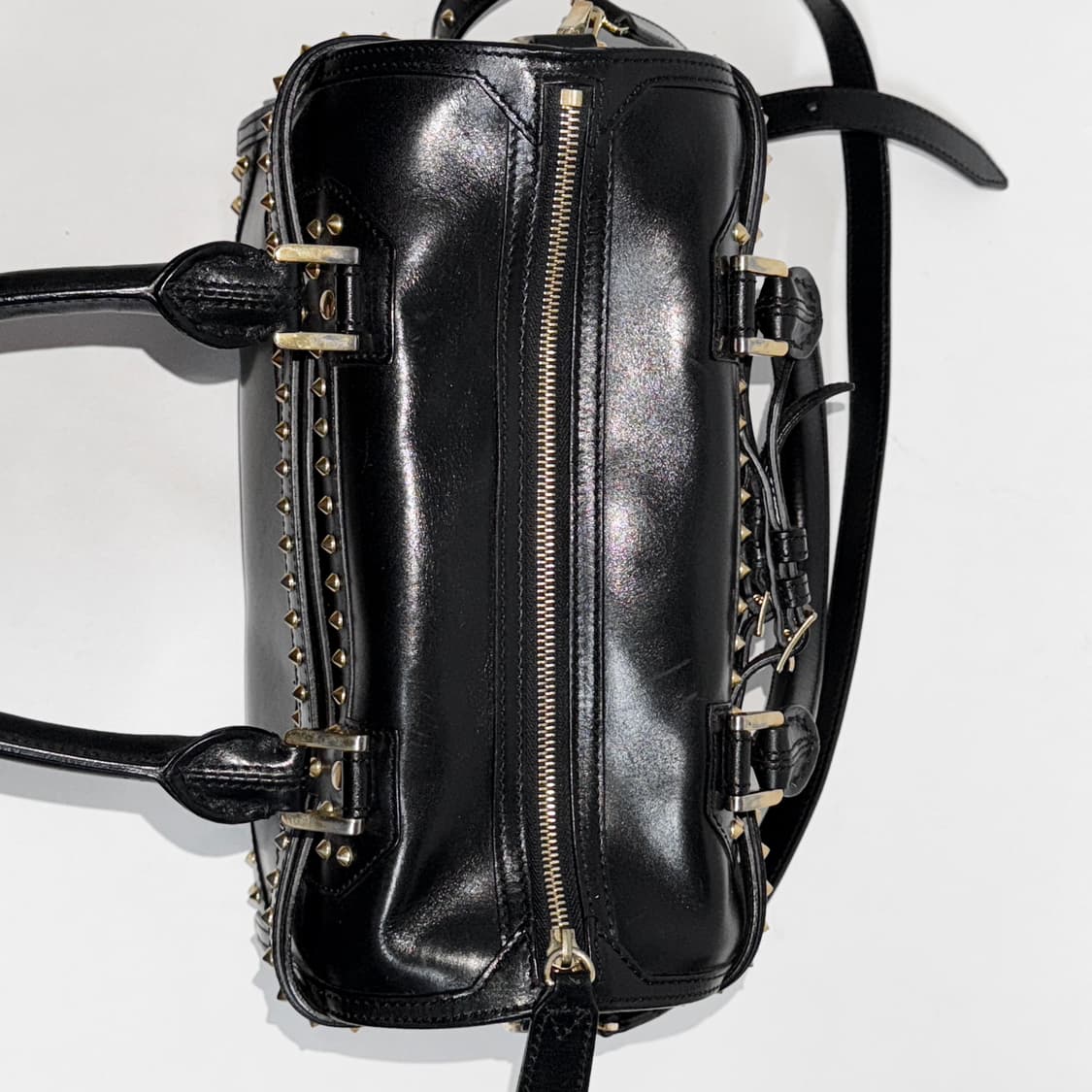 버버리 알체스터 스터드 펑크 볼링 사첼백 상품이미지7