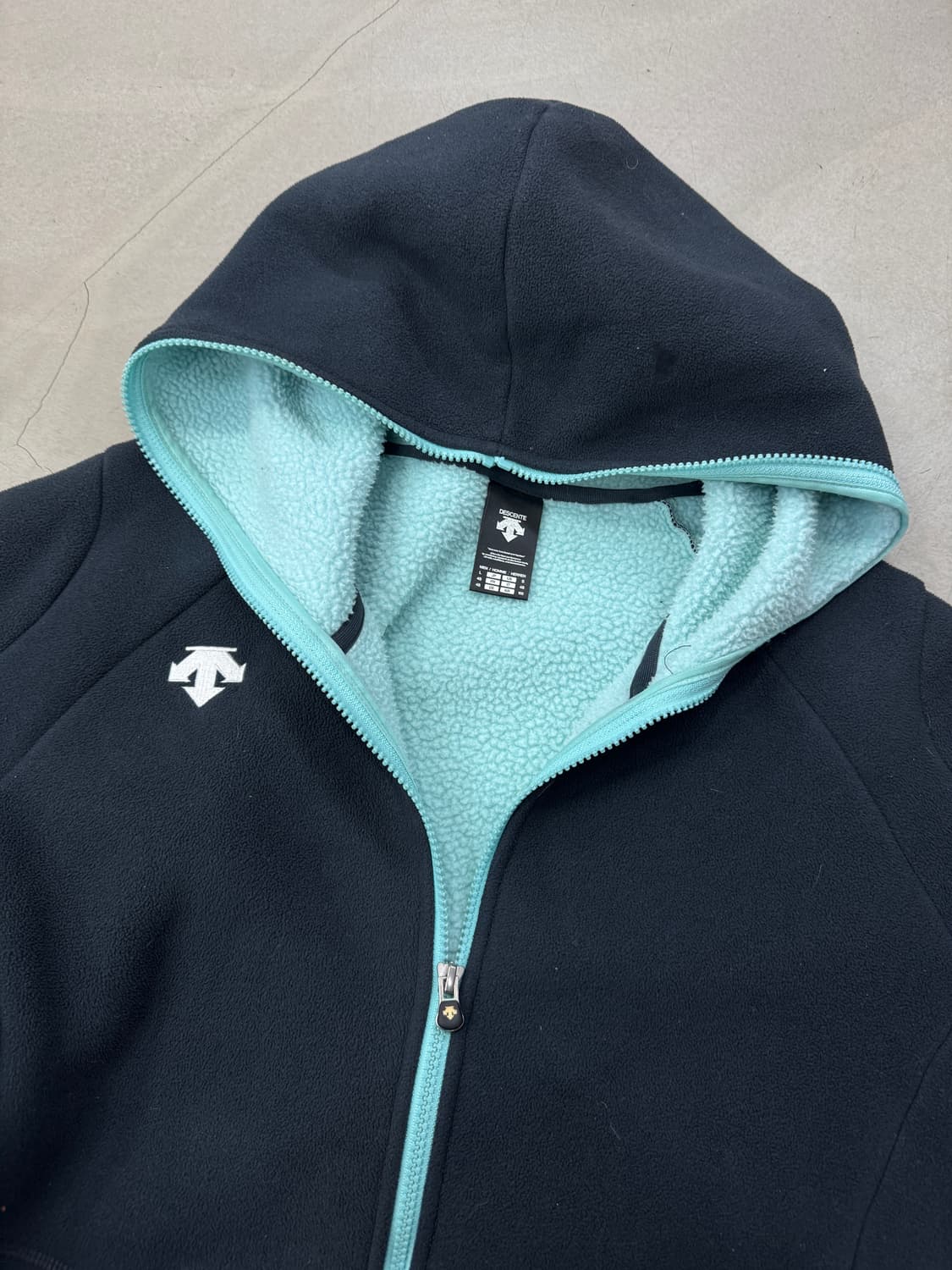 데상트 후드집업 100 상품이미지4