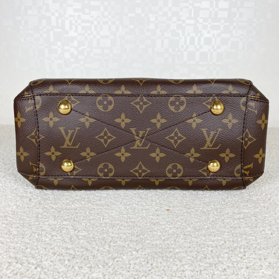 루이비통 몽테뉴 bb 토트백 상품이미지4