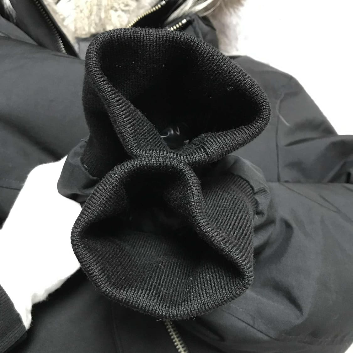 {클로젯}[44]맥케이지 딕슨 실버퍼 숏 다운 패딩 상품이미지10