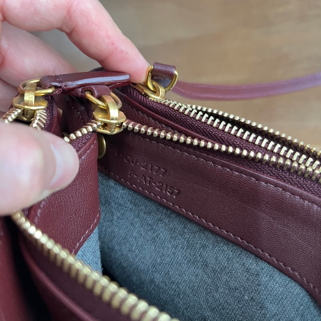 셀린느 트리오 크로스백 OS 상품이미지7