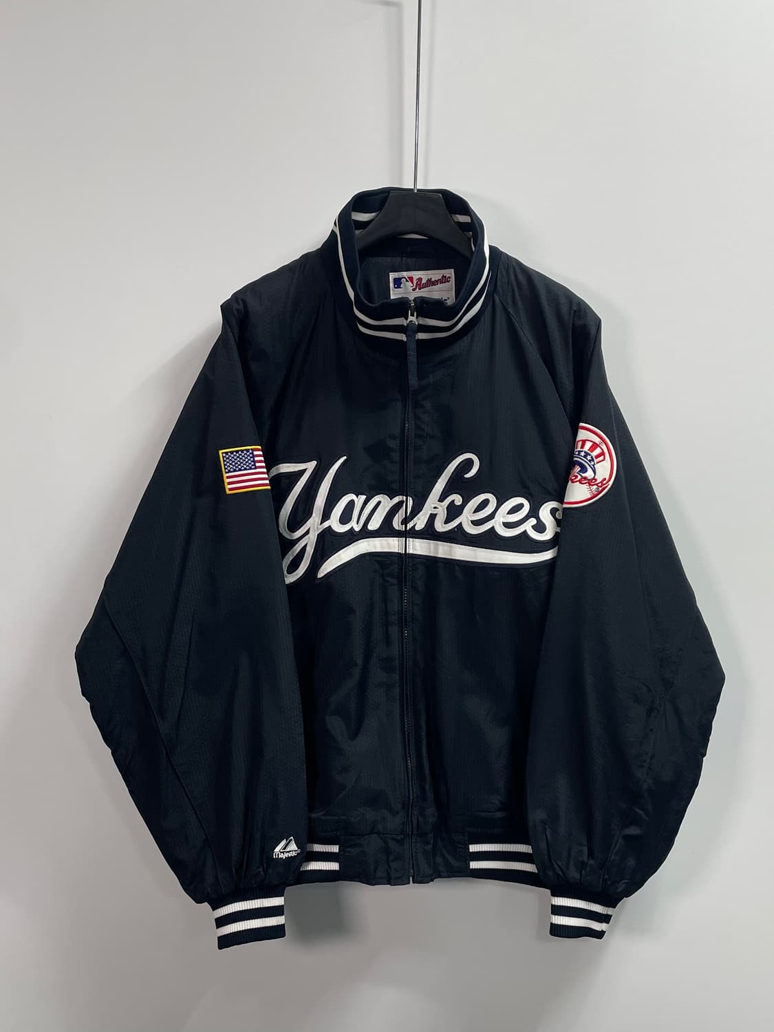 마제스틱 뉴욕양키스 오왼 자켓 (on.402) 상품이미지1