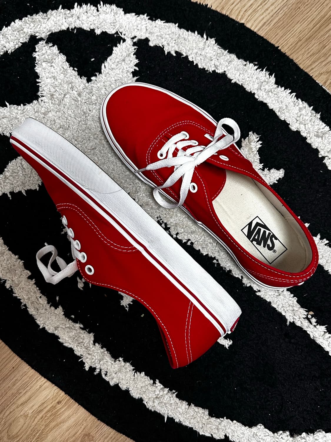 반스 어센틱 레드 스니커즈 275 상품이미지1