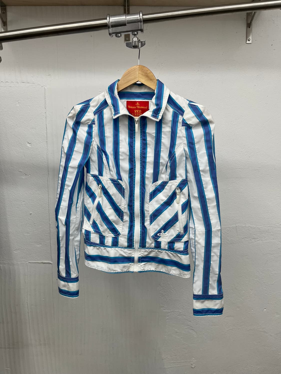 ~44) VIVIENNE WESTWOOD STRIPE JAKCET 상품이미지1