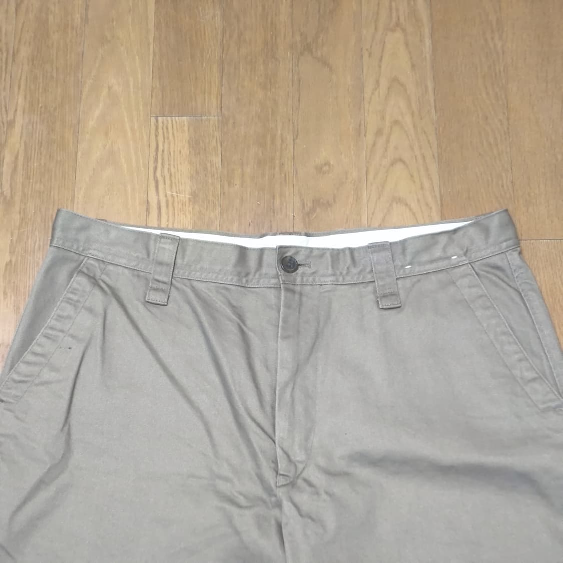 [36] 유니클로 U 와이드핏 치노 팬츠 상품이미지1