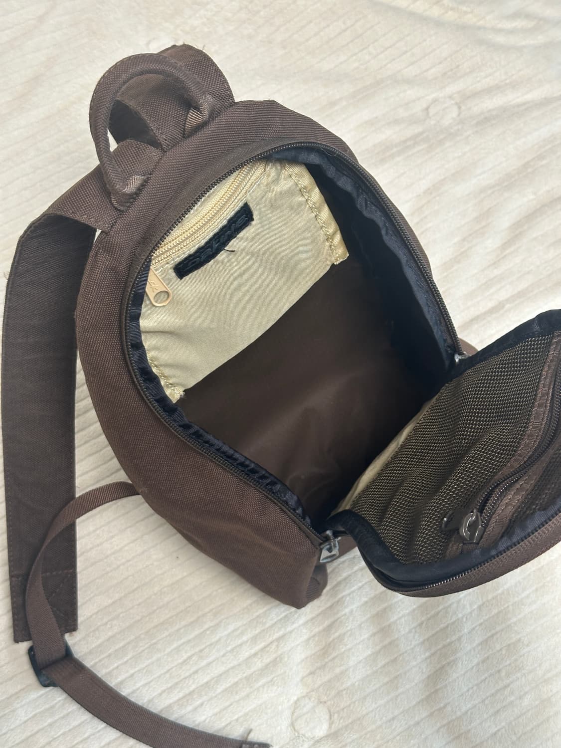 Dakine 브라운 체크 백팩 상품이미지5