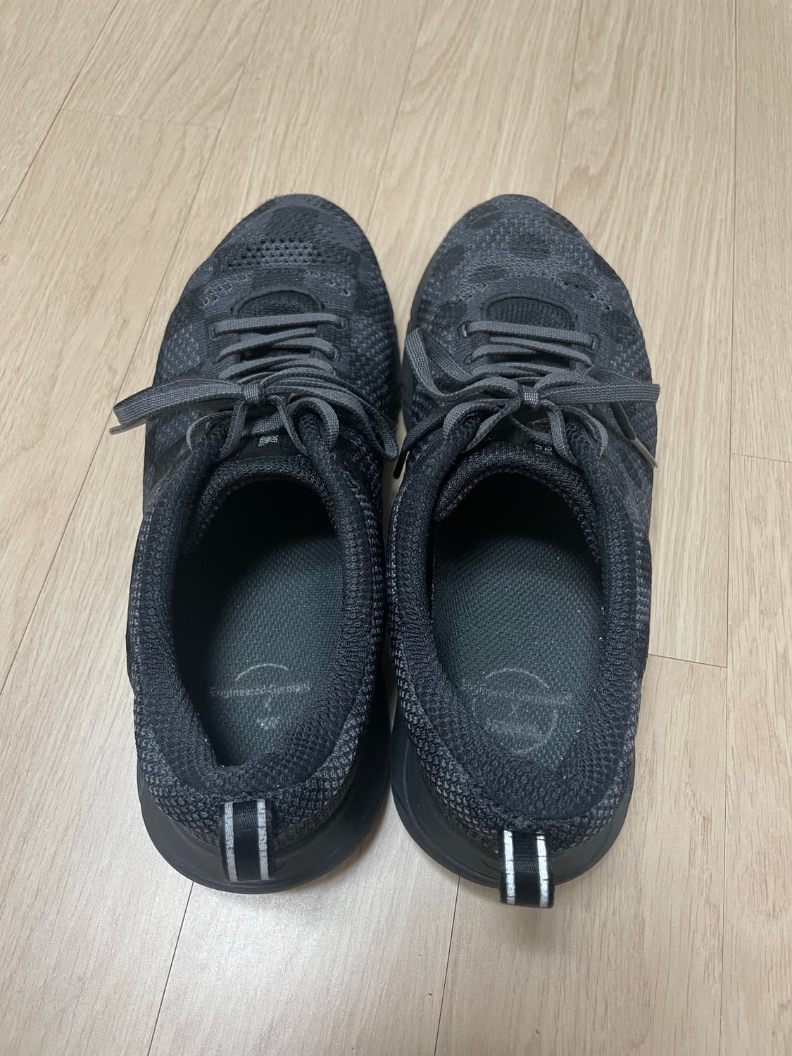 [275] 호카 x 엔지니어드 가먼츠 후파나 2 폴카 닷 블랙 상품이미지3