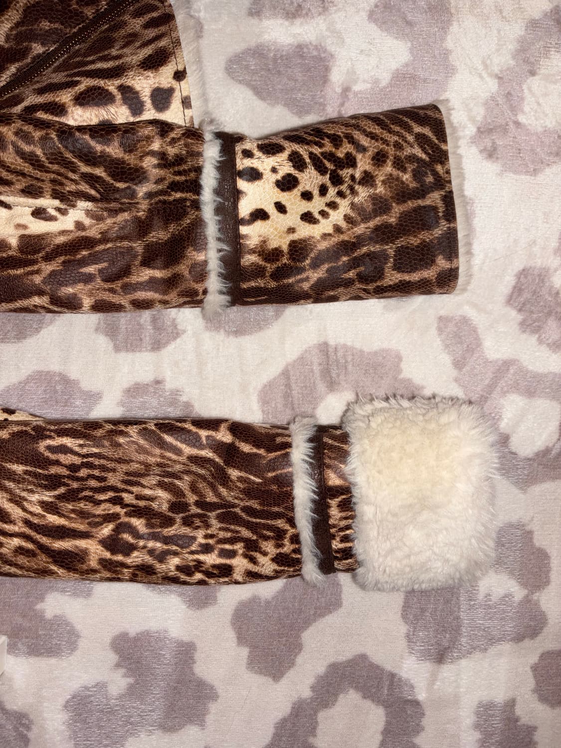 에고이스트 갸루 레오파드 퍼 무스탕 상품이미지4