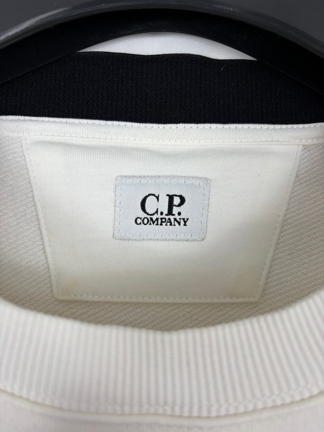 a96) CP Company 씨피컴퍼니 렌즈 맨투맨 상품이미지3