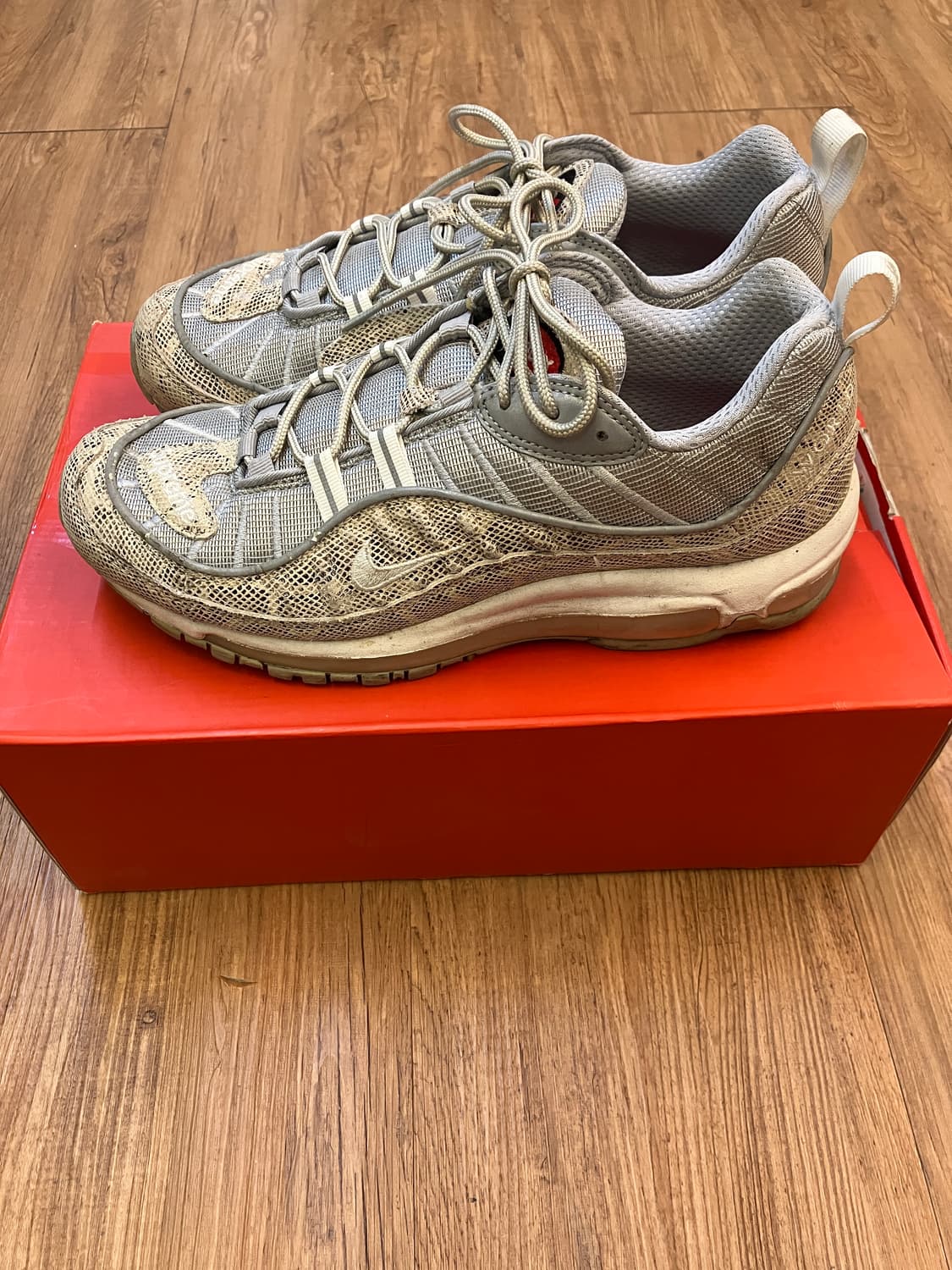 슈프림 나이키 에어맥스 98 뱀피  상품이미지4